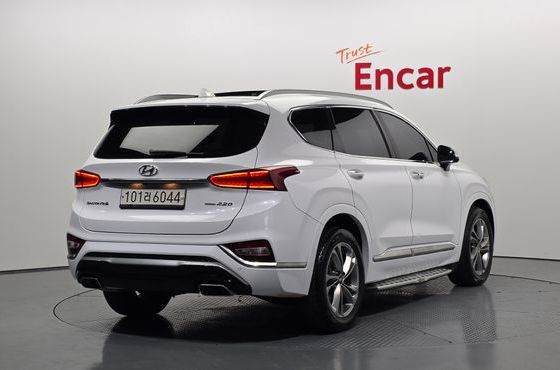Hyundai Santafe Diesel 2.2 4WD Inspiration — пробег 131 728 км — фото 2 из 5
