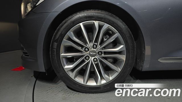 Hyundai Genesis из Кореи Encar