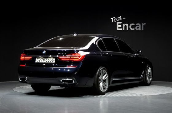 BMW 7-Series 740Li xDrive M Sport Package — пробег 103 541 км — фото 2 из 5
