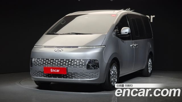 Hyundai Staria Cargo 5-Seater Modern — пробег 218 227 км — фото 1 из 5