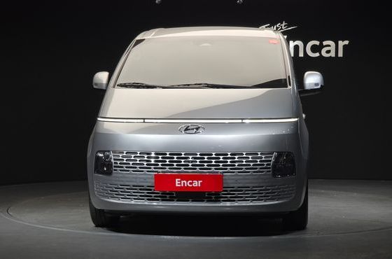 Hyundai Staria Cargo 5-Seater Modern — пробег 218 227 км — фото 3 из 5