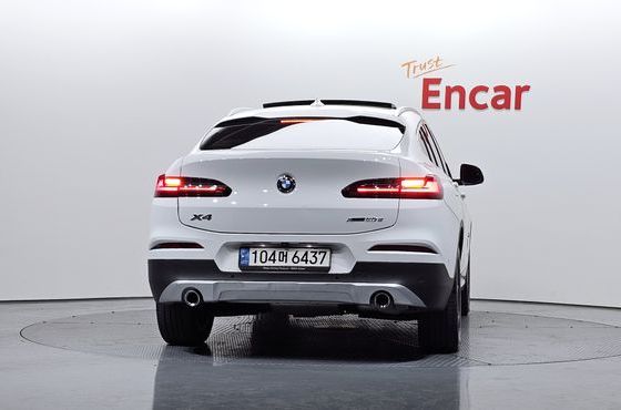 BMW X4 xDrive20d xLine — пробег 59 174 км — фото 4 из 5