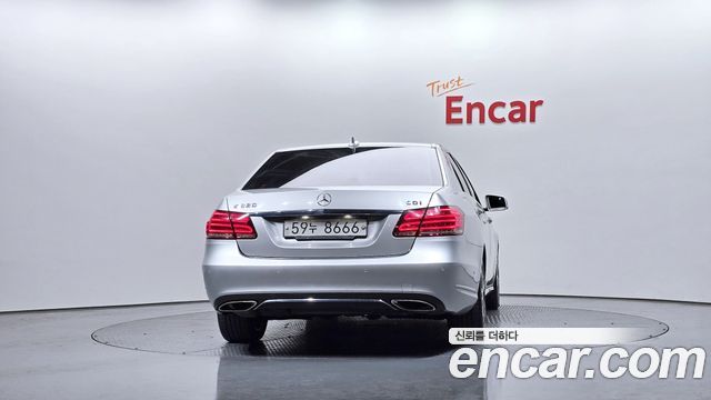 Mercedes-Benz E-Class E220 CDI Avantgarde — пробег 252 492 км — фото 4 из 5