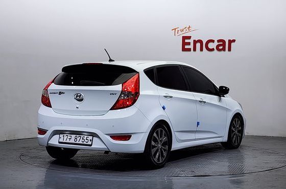 Hyundai Accent Diesel WIT 1.6 VGT Premium — пробег 204 029 км — фото 2 из 5