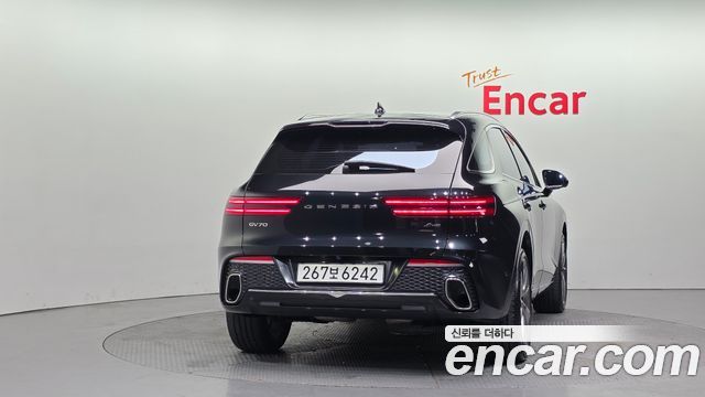 Genesis GV70 из Кореи Encar