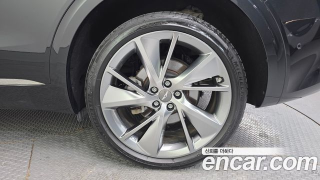 Genesis GV70 из Кореи Encar