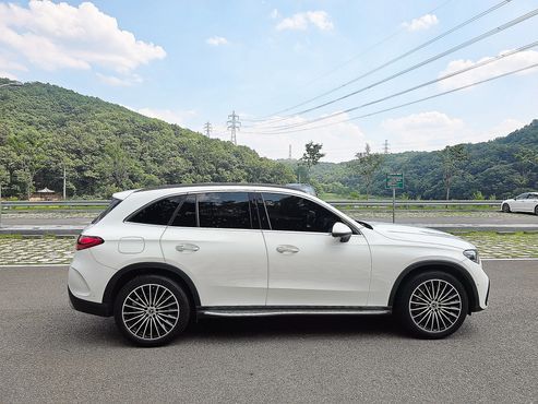 Mercedes-Benz GLC-Class GLC300 4MATIC AMG Line — пробег 53 807 км — фото 4 из 5