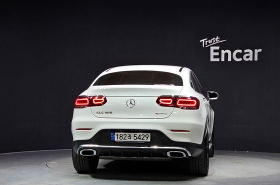 Mercedes-Benz GLC-Class GCL300 4MATIC Coupe — пробег 18 879 км — фото 4 из 5