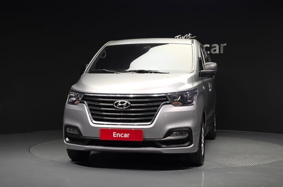 Hyundai Starex Van 5-Seater Smart — пробег 85 327 км — фото 3 из 5