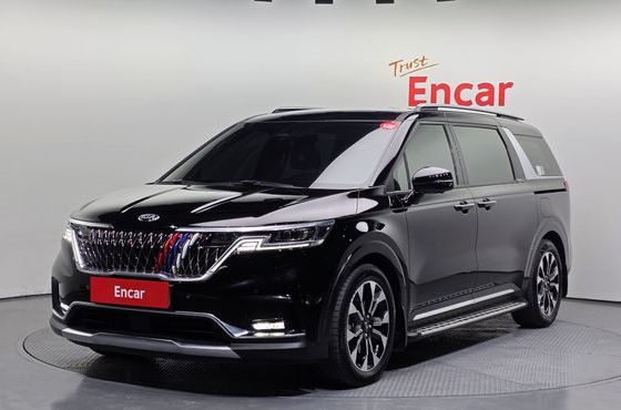 Kia Carnival 9-Seater Signature — пробег 76 813 км — фото 1 из 5