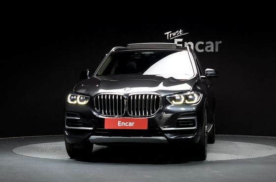 BMW X5 xDrive 30d xLine — пробег 84 335 км — фото 3 из 5
