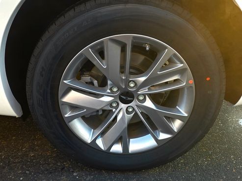 Genesis GV70 2.5T Gasoline AWD — пробег 800 км — фото 5 из 5