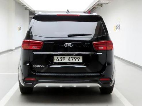 Kia Carnival 9-Seater Noblesse Special — пробег 139 787 км — фото 3 из 5