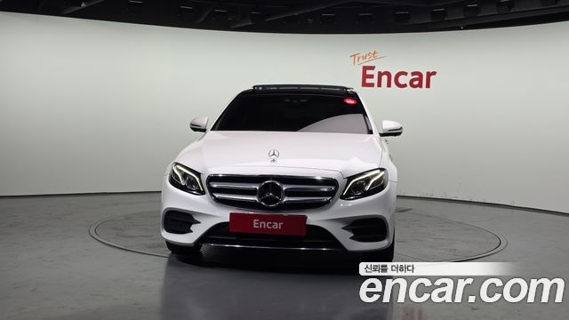 Mercedes-Benz E-Class из Кореи Encar