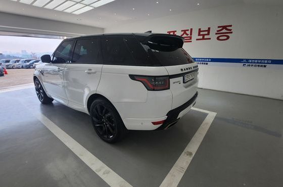 Land Rover Range Rover Sport D300 HSE Dynamic — пробег 81 000 км — фото 5 из 5