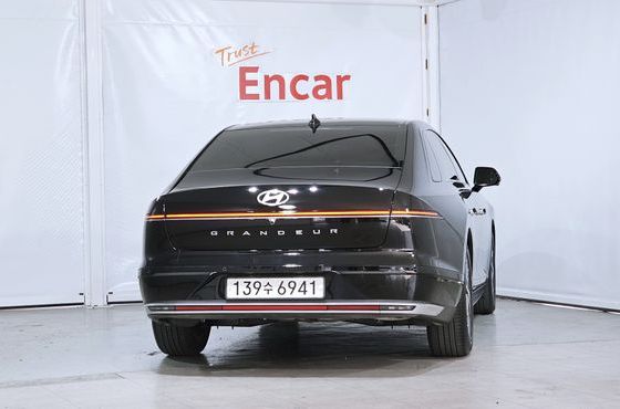 Hyundai Grandeur Exclusive — пробег 17 481 км — фото 4 из 5
