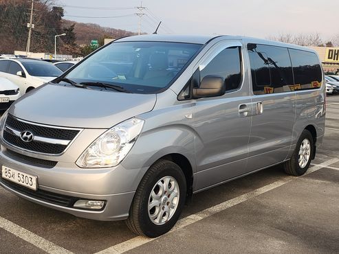Hyundai Starex 5-Seater VAN CVX Luxury — пробег 111 749 км — фото 3 из 5