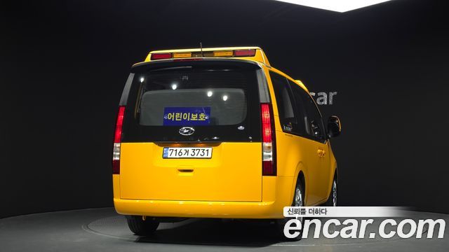 Hyundai Staria L3.5  Kinder Safety Car 15-Seater — пробег 12 779 км — фото 4 из 5