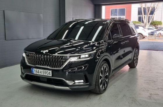 Kia Carnival 9-Seater Noblesse — пробег 81 183 км — фото 1 из 5