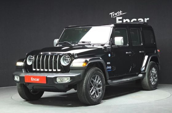 Jeep Wrangler 2.0 Overland Power Top 4Door 4xe — пробег 63 135 км — фото 1 из 5