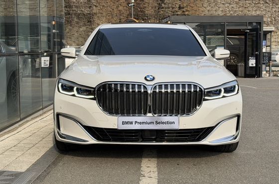BMW 7-Series 730Ld xDrive Design Pure Excellence — пробег 43 582 км — фото 3 из 5