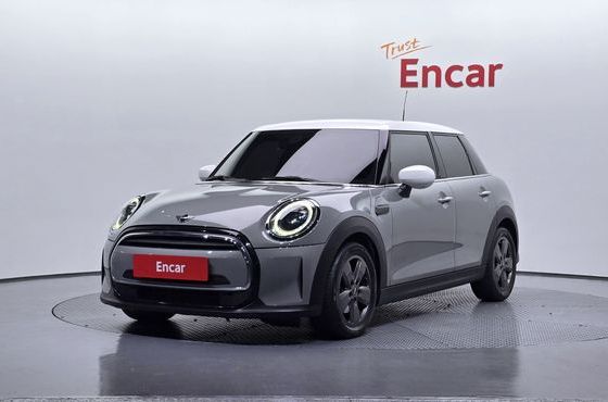 Mini Cooper 5Door Classic Third Generation — пробег 47 200 км — фото 1 из 5