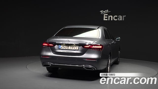 Mercedes-Benz E-Class E350 4MATIC Avantgarde — пробег 109 887 км — фото 4 из 5