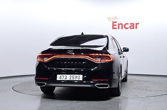 Hyundai Grandeur 2.4 Special — пробег 119 553 км — фото 4 из 5