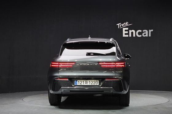 Genesis GV70 2.2 Diesel AWD — пробег 85 296 км — фото 4 из 5