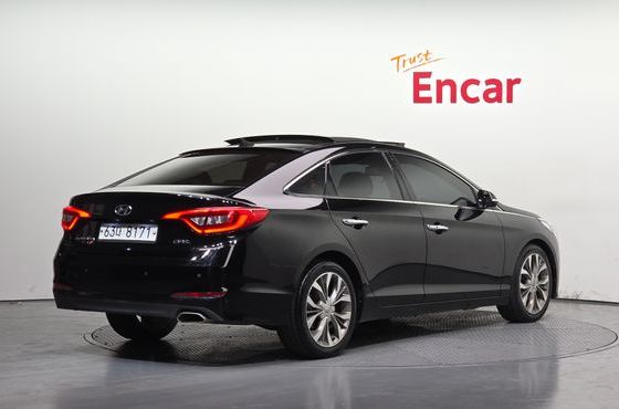 Hyundai Sonata 2.0 Premium — пробег 159 781 км — фото 2 из 5