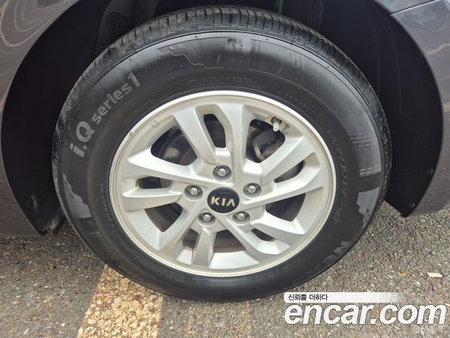 Kia K3 из Кореи Encar