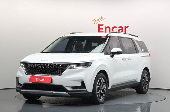 Kia Carnival 9-Seater Prestige — пробег 76 469 км — фото 1 из 5
