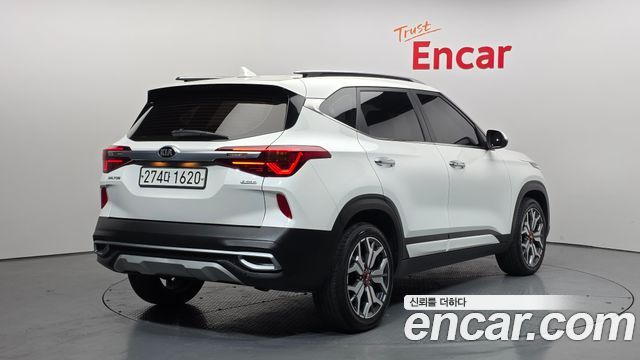 Kia Seltos из Кореи Encar