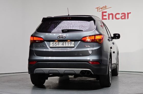 Hyundai Santafe Diesel(e-VGT) 2.0 4WD Premium — пробег 98 956 км — фото 4 из 5