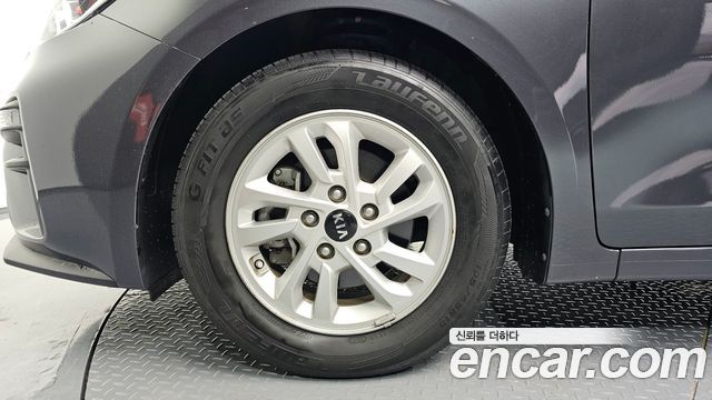 Kia K3 из Кореи Encar
