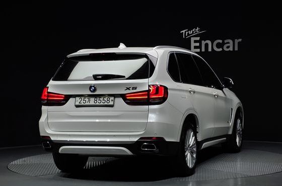 BMW X5 xDrive 30d — пробег 171 834 км — фото 2 из 5