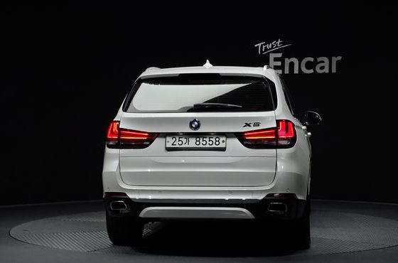BMW X5 xDrive 30d — пробег 171 834 км — фото 4 из 5