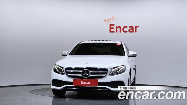 Mercedes-Benz E-Class из Кореи Encar