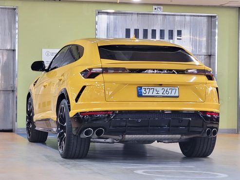 Lamborghini Urus 4.0 V8 — пробег 8 300 км — фото 5 из 5