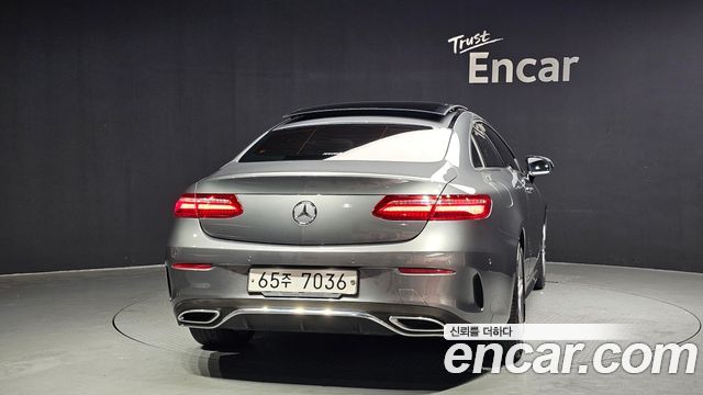 Mercedes-Benz E-Class из Кореи Encar