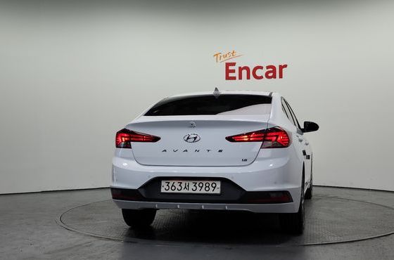 Hyundai AVANTE 1.6 Smart Choice — пробег 84 540 км — фото 4 из 5