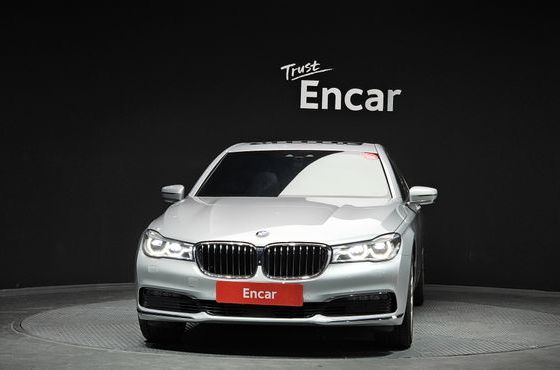 BMW 7-Series 730d xDrive — пробег 158 224 км — фото 3 из 5