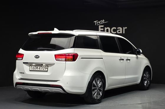 Kia Carnival 9-seater Luxury — пробег 225 017 км — фото 2 из 5