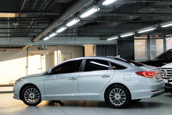 Hyundai Sonata 2.0 Care+ — пробег 122 000 км — фото 4 из 5