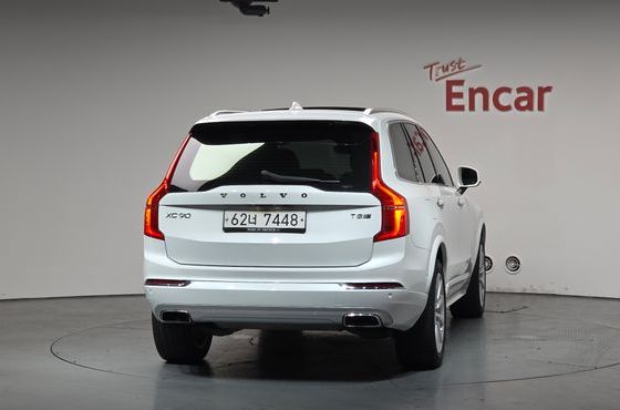 Volvo XC90 T8 Inscription Hybird — пробег 100 739 км — фото 4 из 5