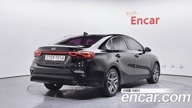Kia K3 из Кореи Encar