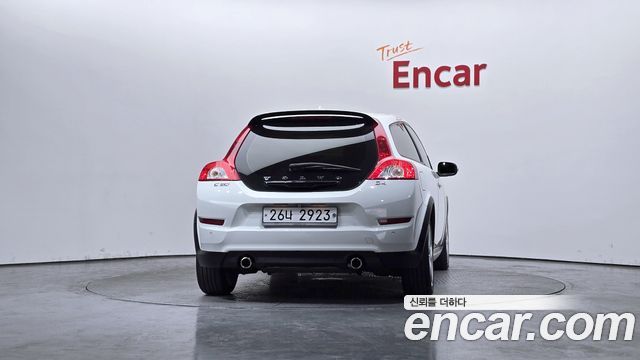 Volvo C30 из Кореи Encar
