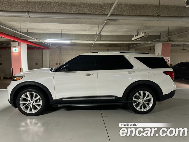 Ford Explorer 3.0 Platinum 4WD — пробег 37 000 км — фото 2 из 5