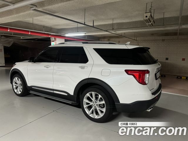 Ford Explorer 3.0 Platinum 4WD — пробег 37 000 км — фото 3 из 5