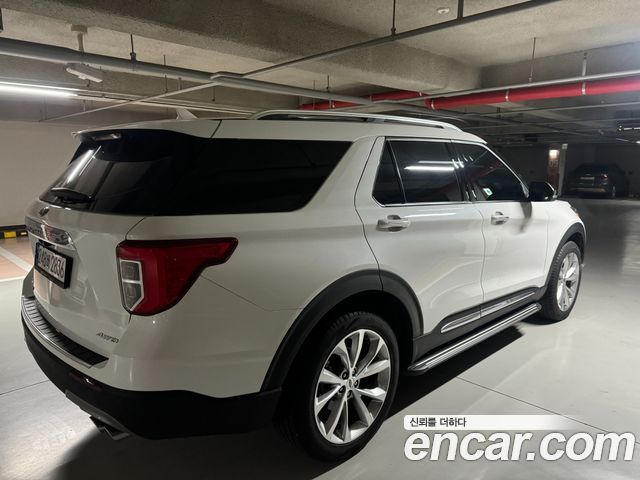 Ford Explorer 3.0 Platinum 4WD — пробег 37 000 км — фото 4 из 5